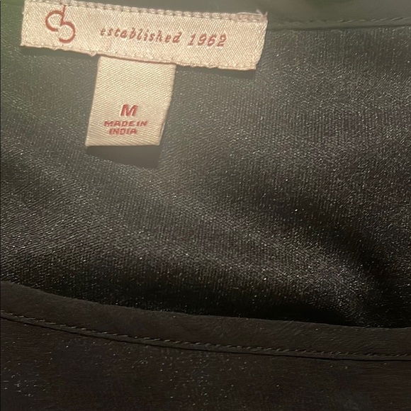 Chic Black Lace Midi Dress - Picture 9 of 10